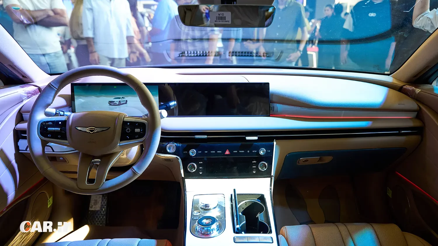 genesis g80-1.webp