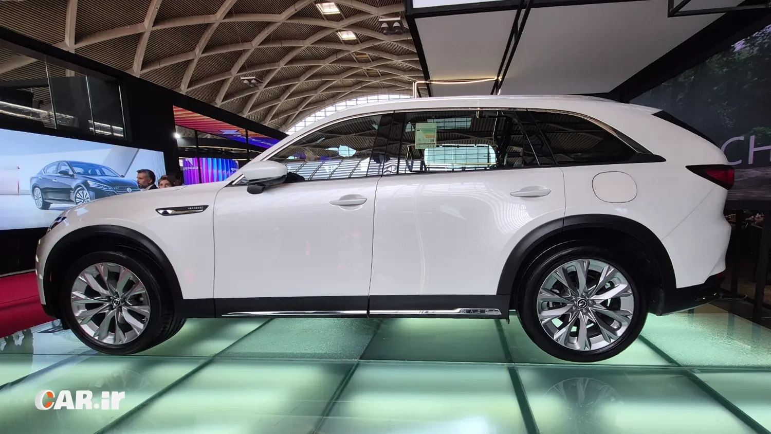 نمای بغلMazda CX90.webp
